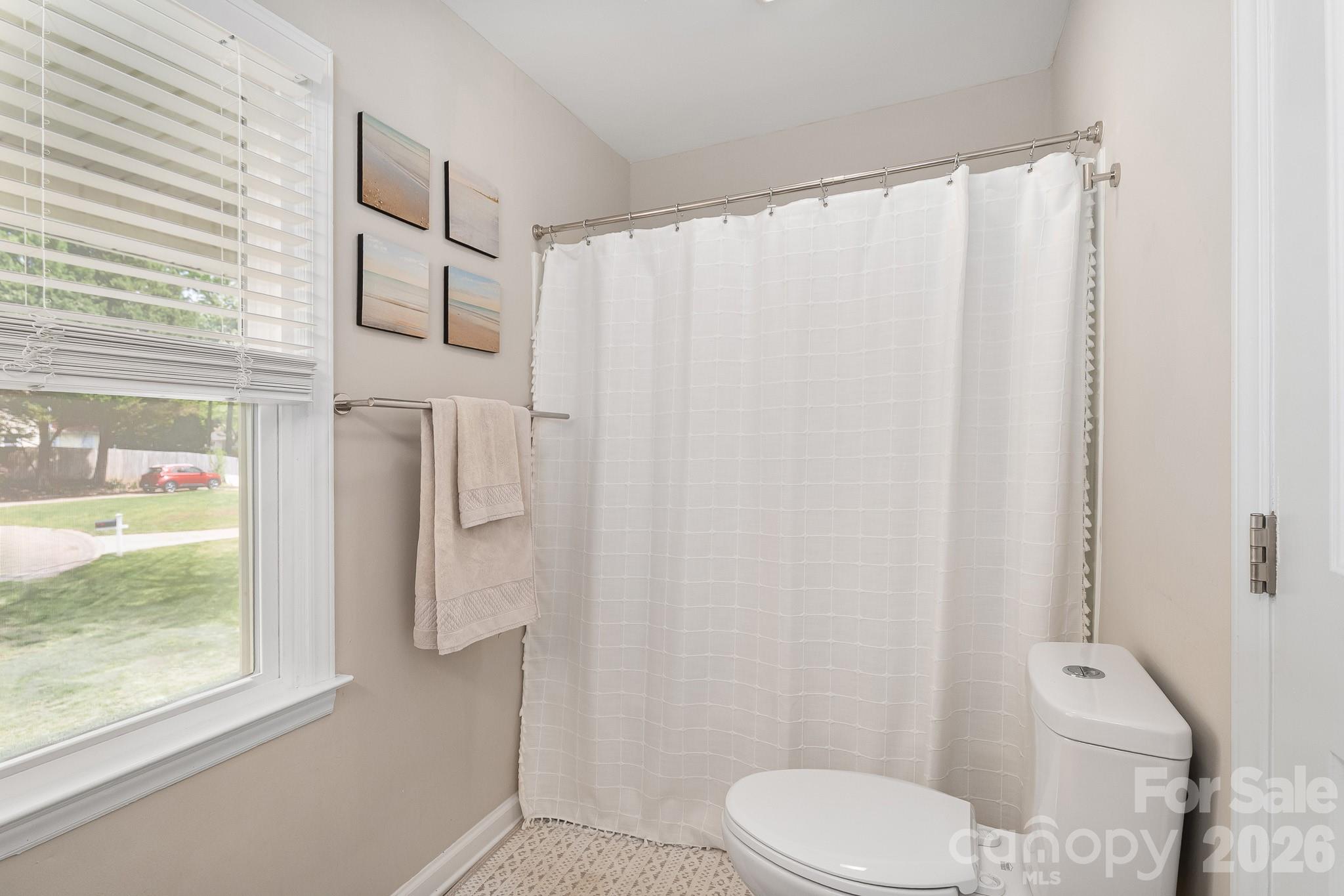 8124 Red Cap Lane Charlotte NC 28270