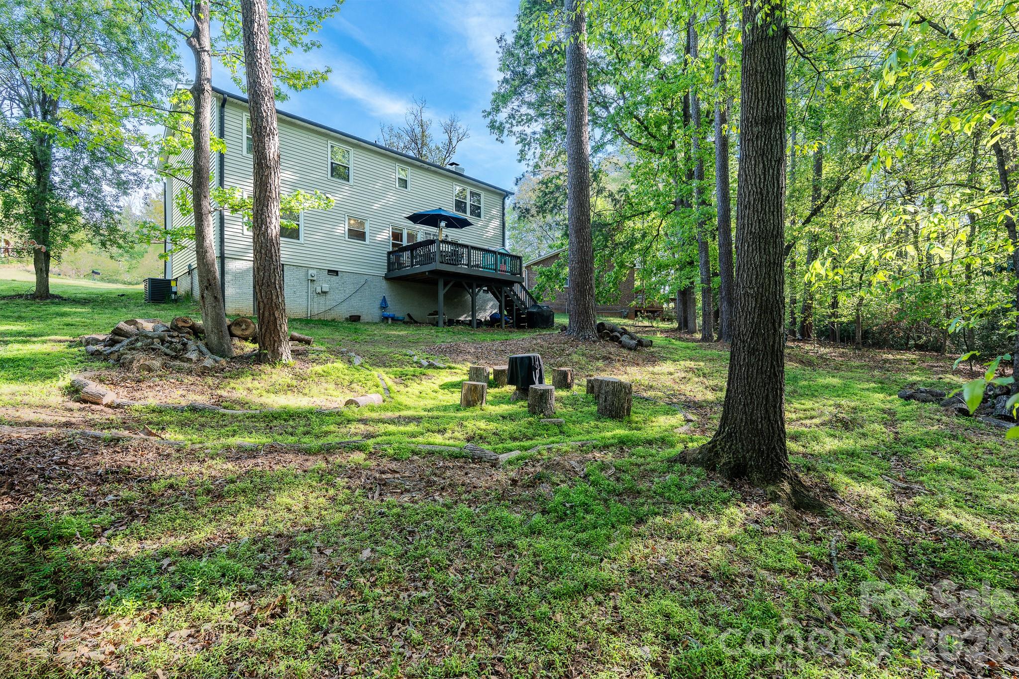 8124 Red Cap Lane Charlotte NC 28270