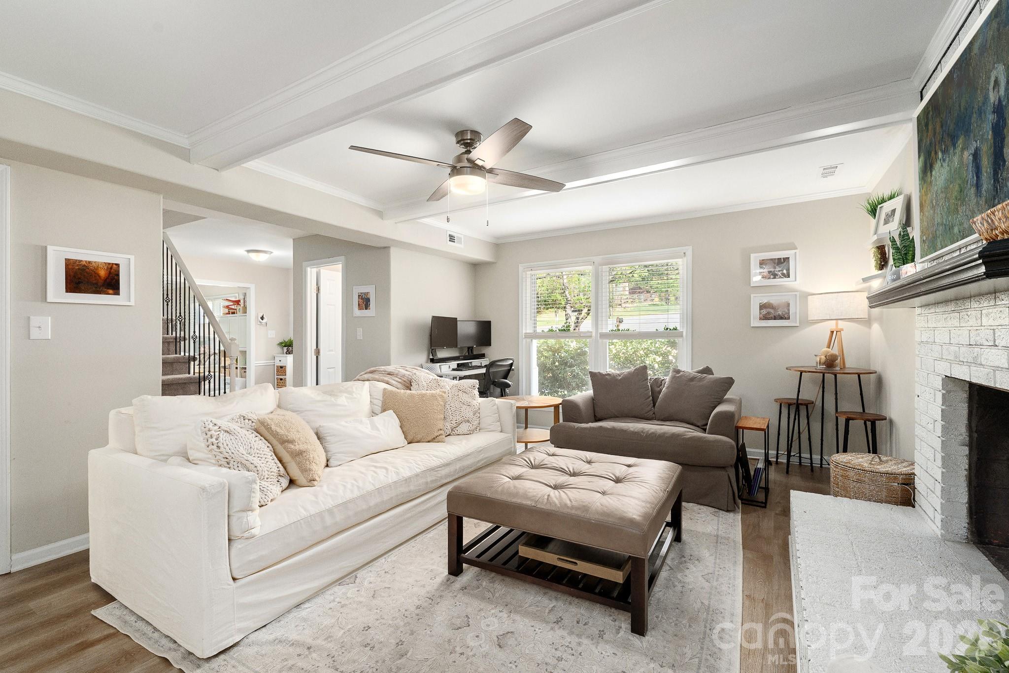 8124 Red Cap Lane Charlotte NC 28270