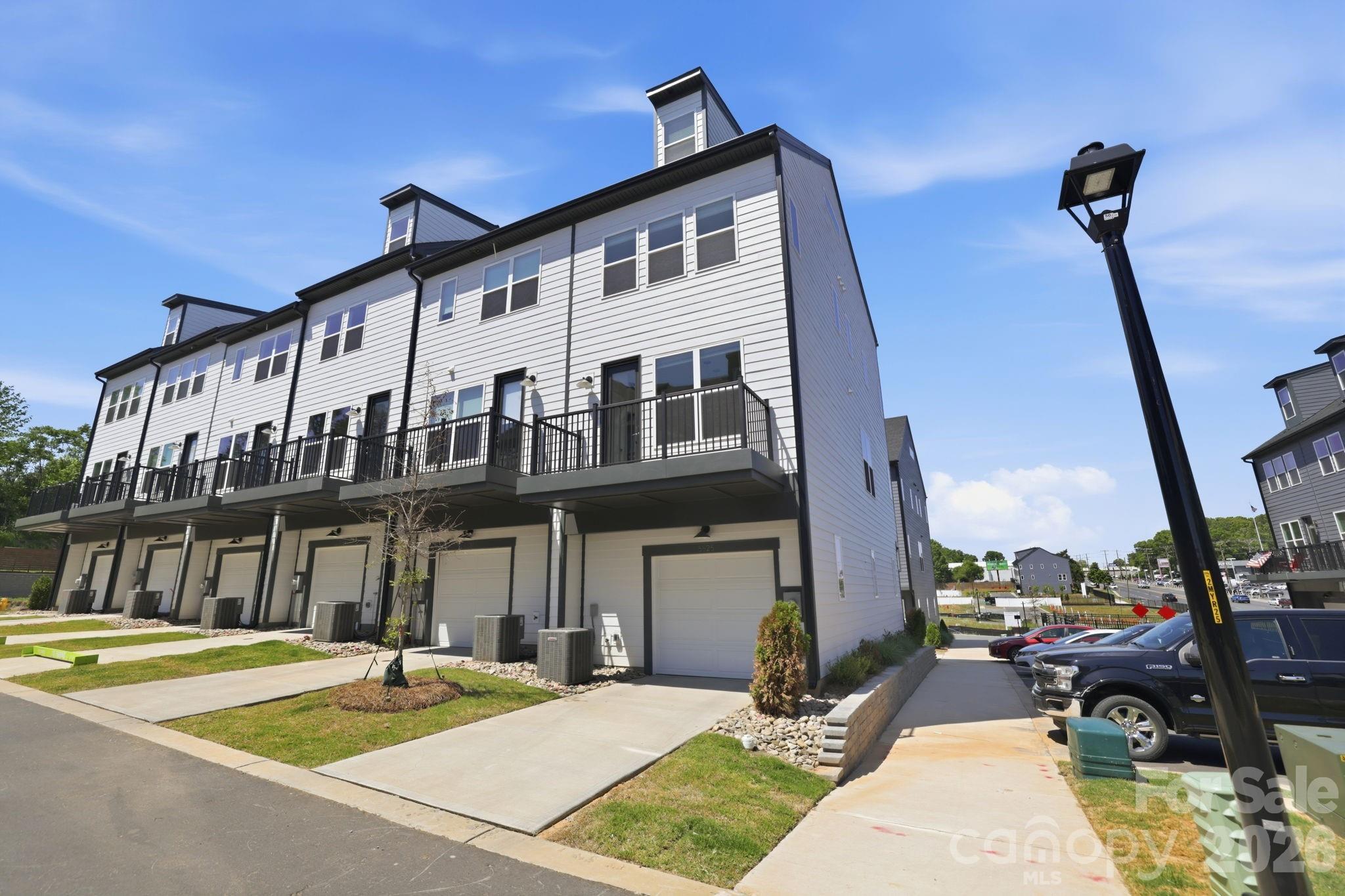 5525 Swaling Street Charlotte NC 28217