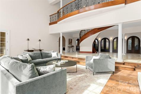 316 S Braeside Court Asheville NC 28803