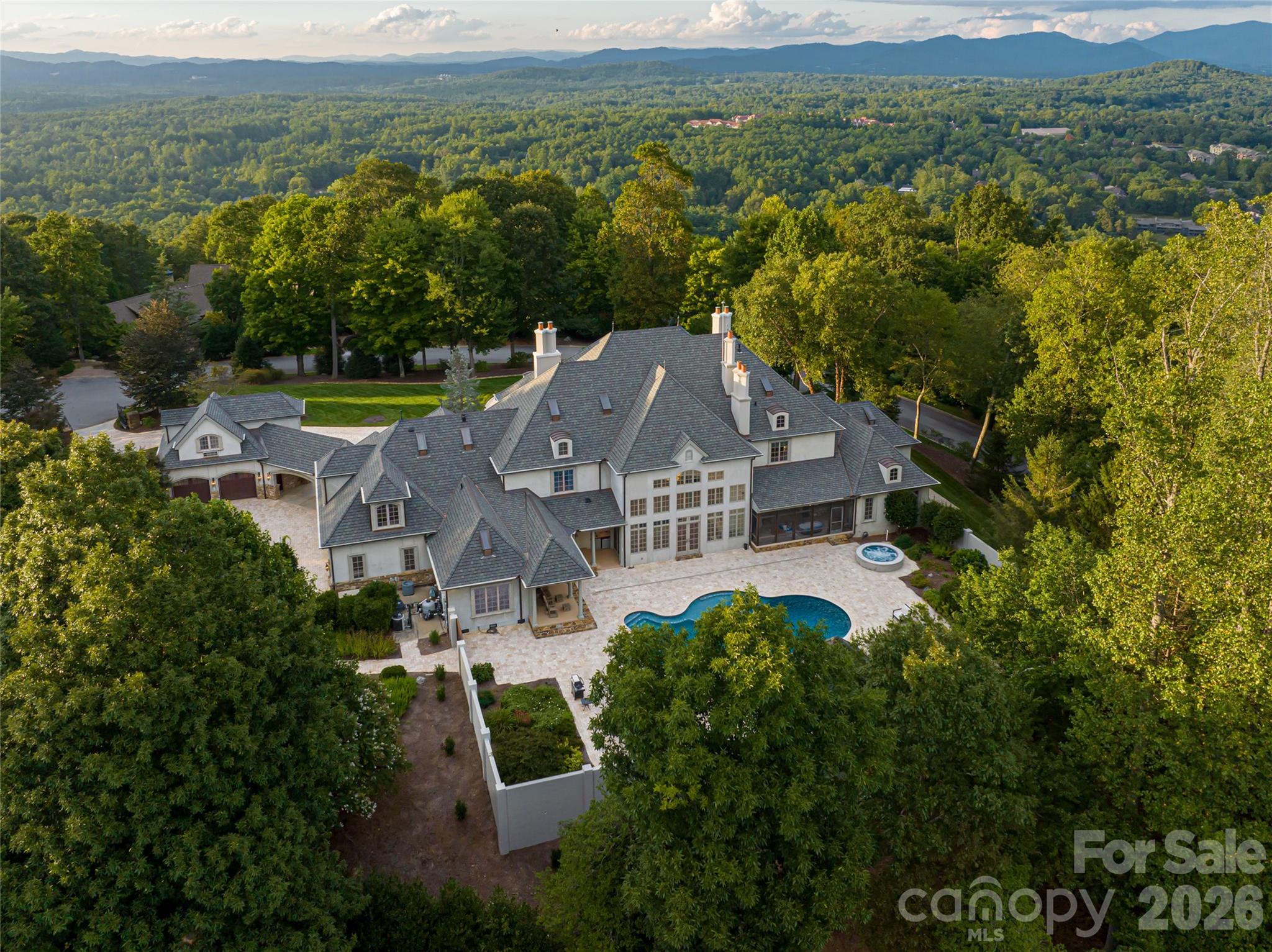 316 S Braeside Court Asheville NC 28803