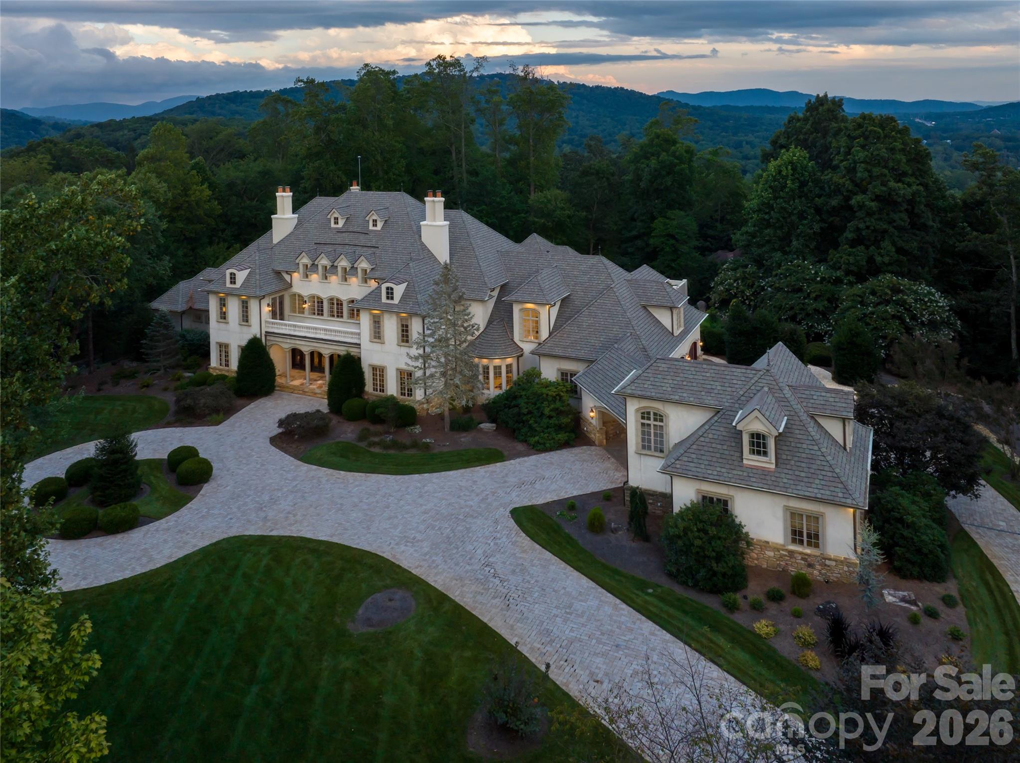 316 S Braeside Court Asheville NC 28803