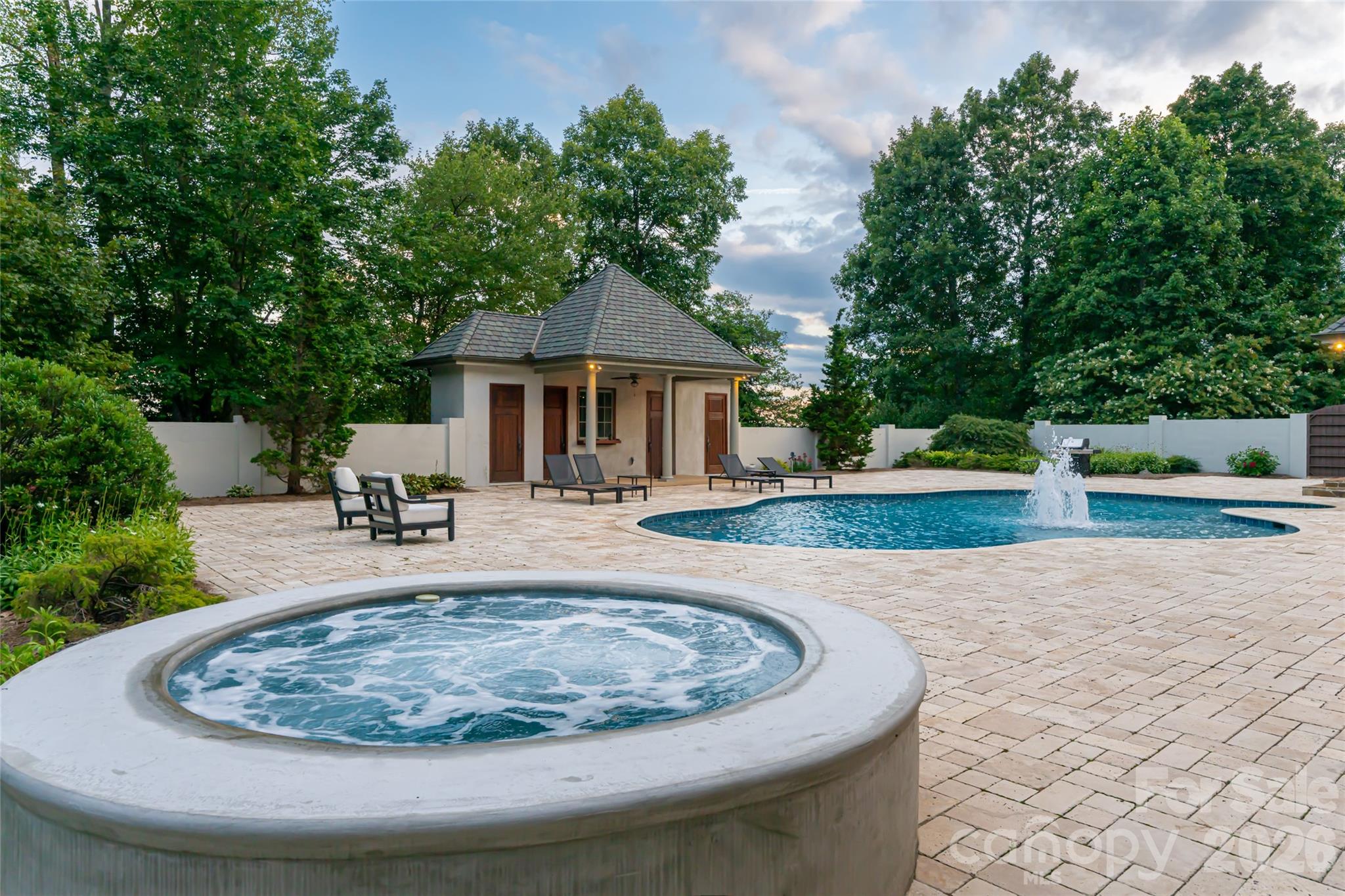 316 S Braeside Court Asheville NC 28803