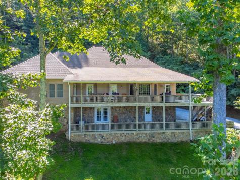 1838 Coman Road Franklin NC 28734