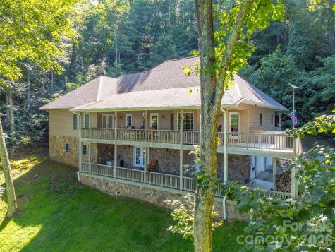 1838 Coman Road Franklin NC 28734