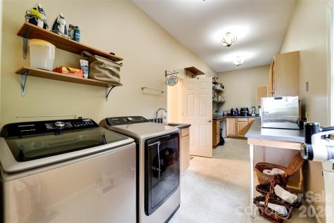 1838 Coman Road Franklin NC 28734