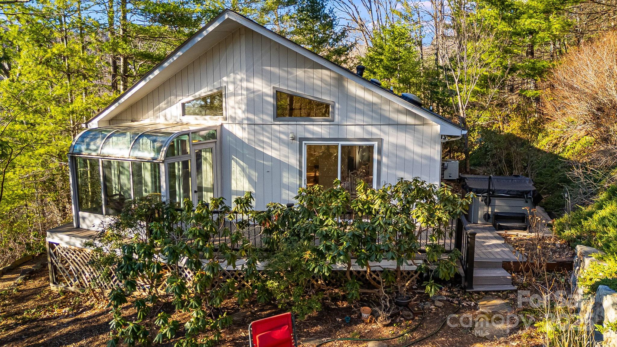 31 Covewood Road Asheville NC 28805