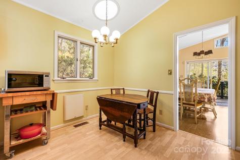 31 Covewood Road Asheville NC 28805