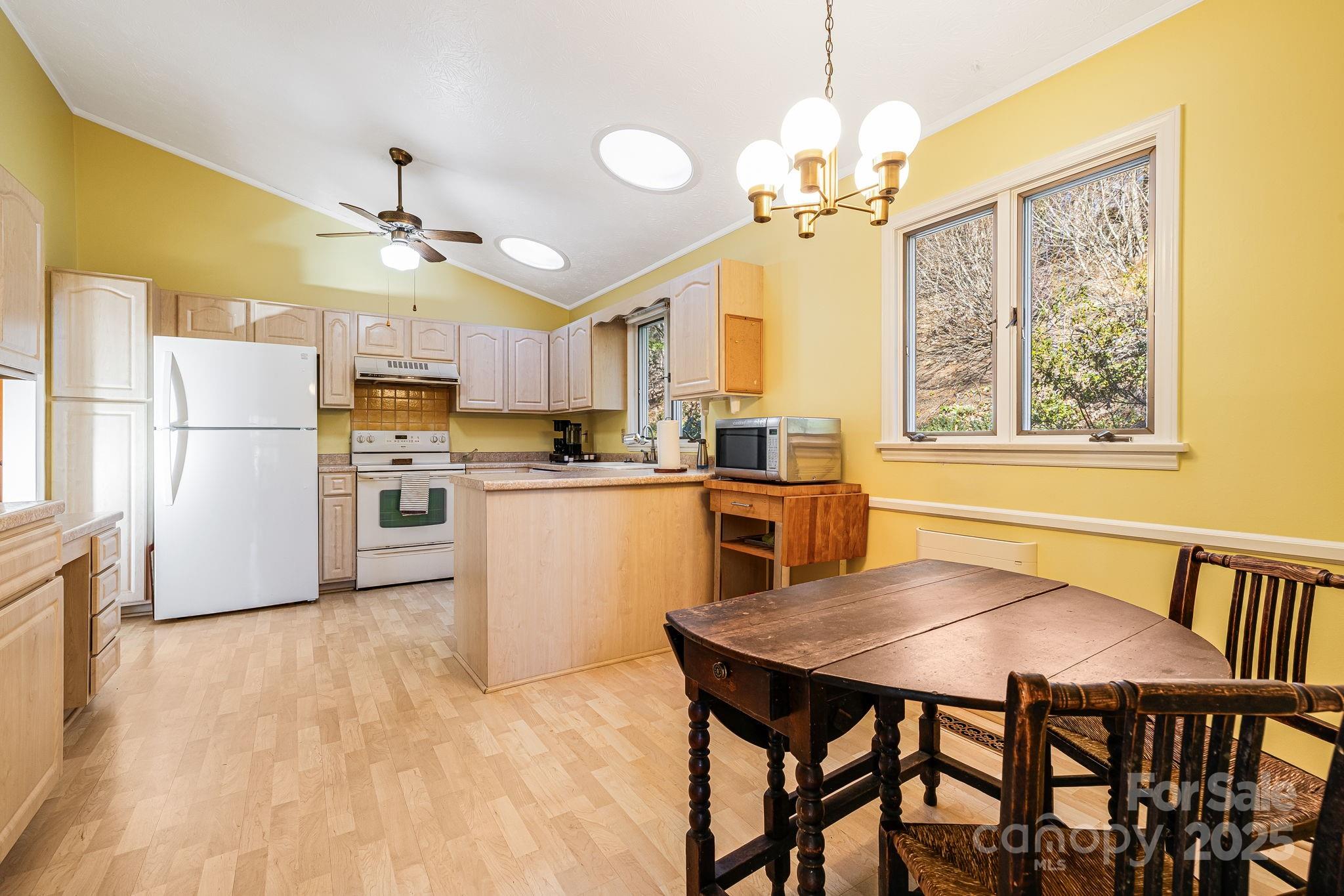 31 Covewood Road Asheville NC 28805