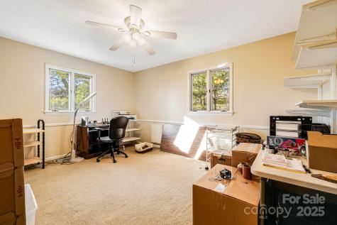 31 Covewood Road Asheville NC 28805