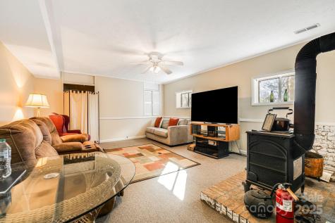 31 Covewood Road Asheville NC 28805