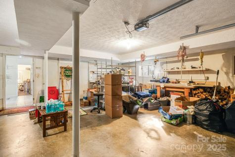 31 Covewood Road Asheville NC 28805