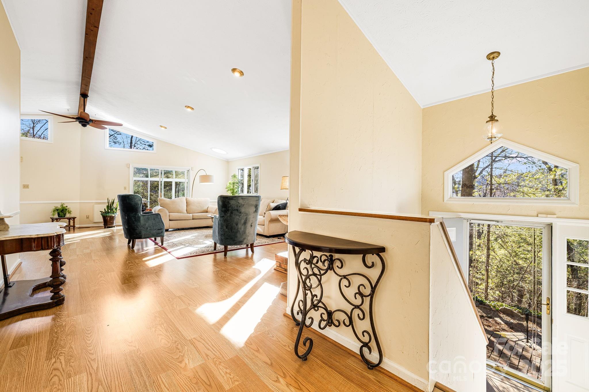 31 Covewood Road Asheville NC 28805