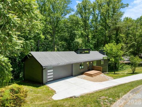 17 Muirfield Drive Arden NC 28704