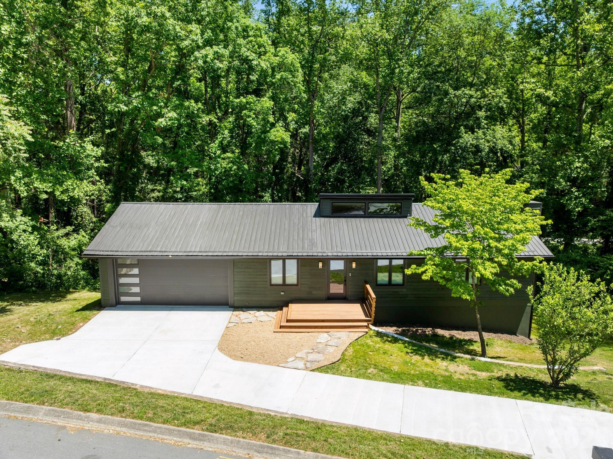 17 Muirfield Drive Arden NC 28704