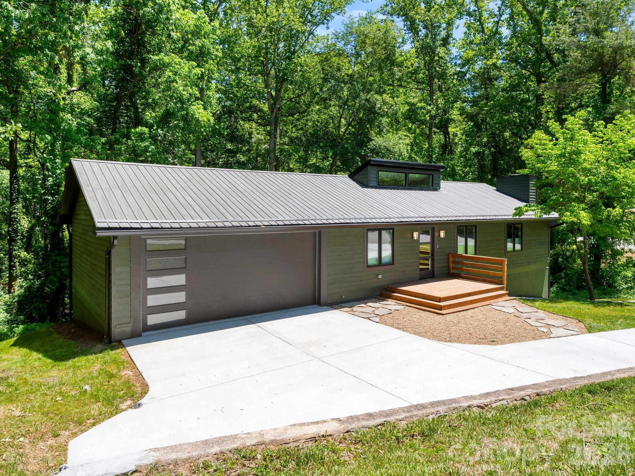 17 Muirfield Drive Arden NC 28704