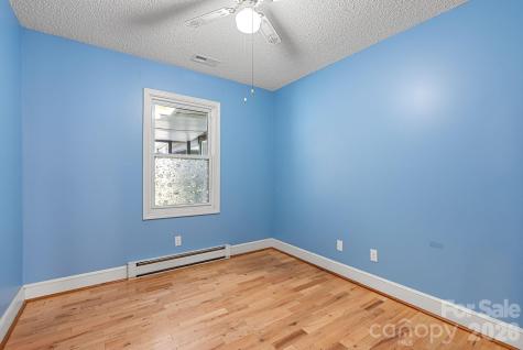 33 Fairfield Drive Candler NC 28715