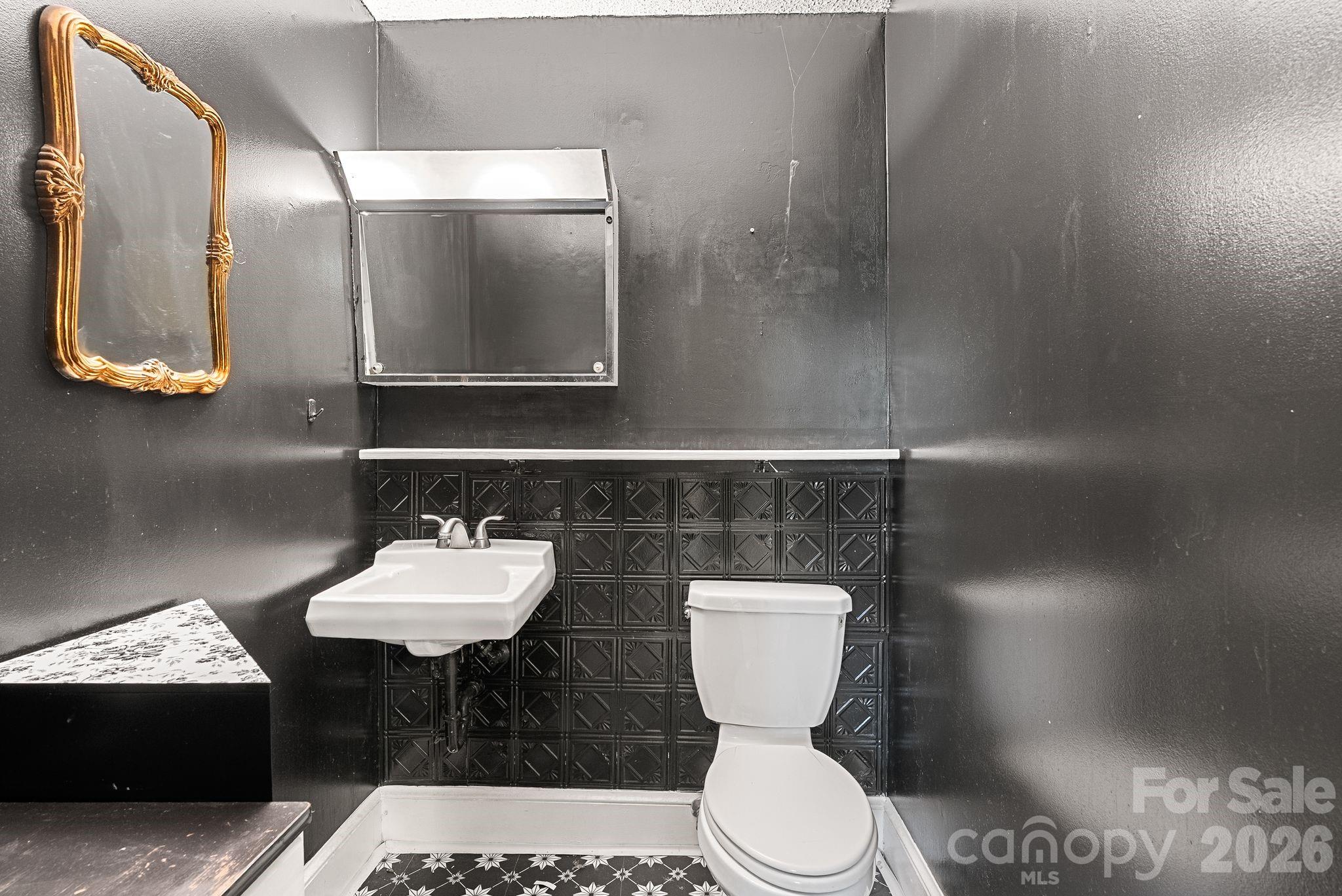 33 Fairfield Drive Candler NC 28715