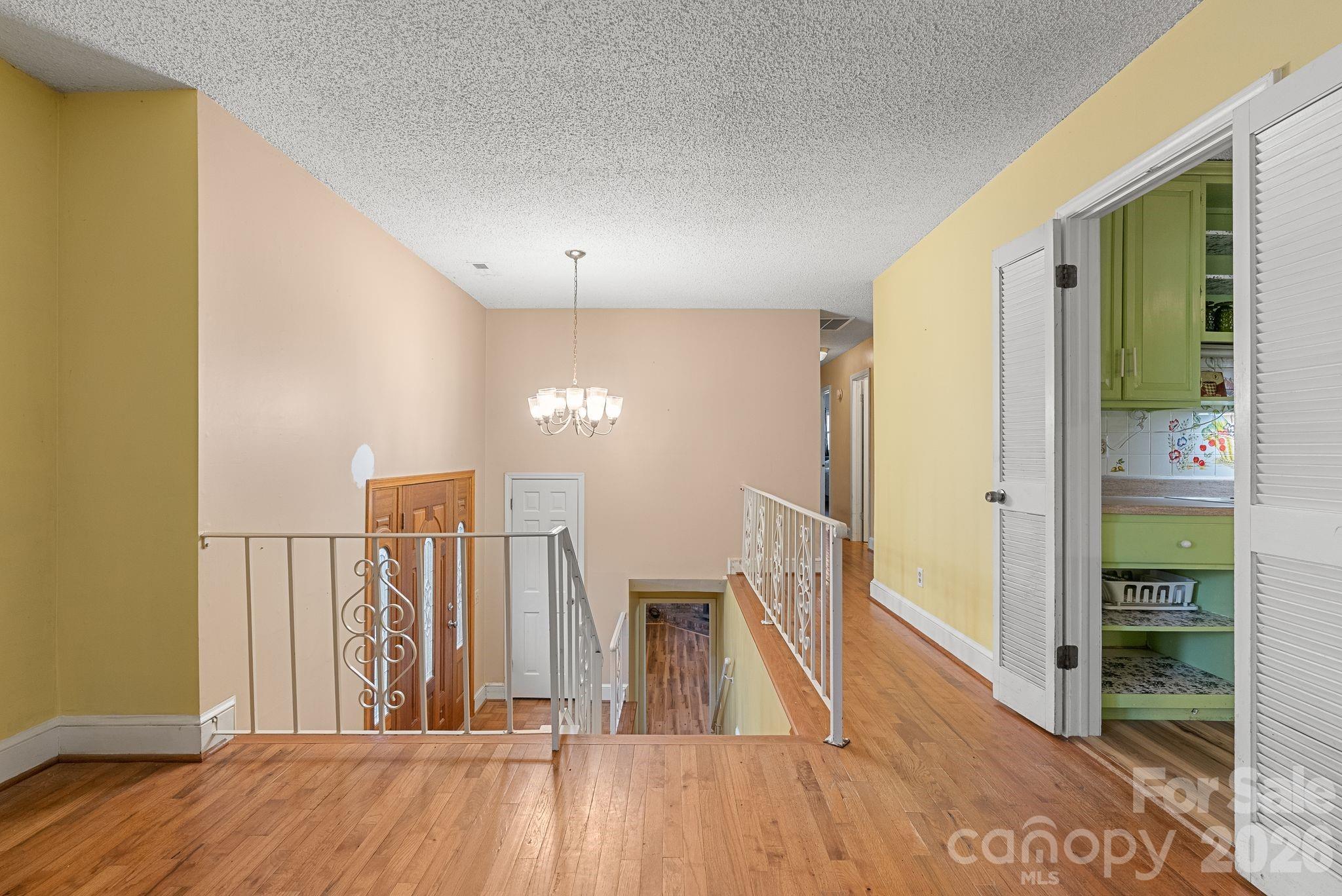 33 Fairfield Drive Candler NC 28715