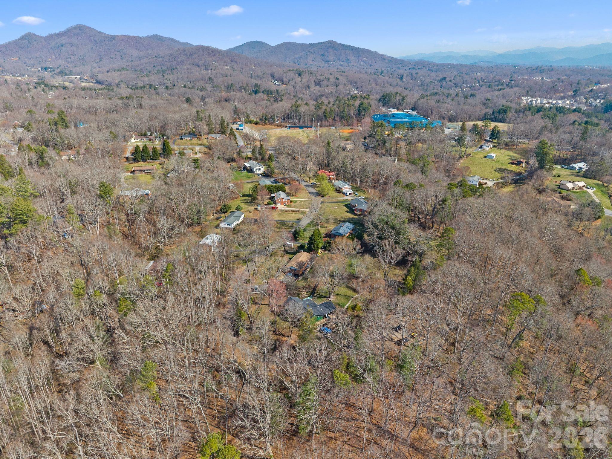 33 Fairfield Drive Candler NC 28715