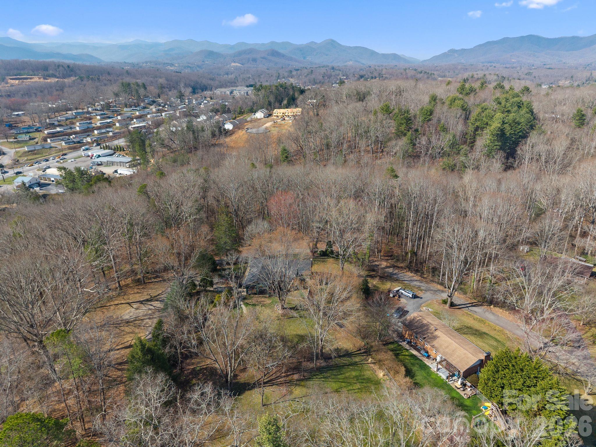 33 Fairfield Drive Candler NC 28715
