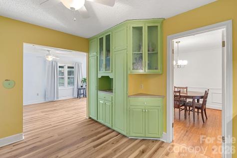 33 Fairfield Drive Candler NC 28715