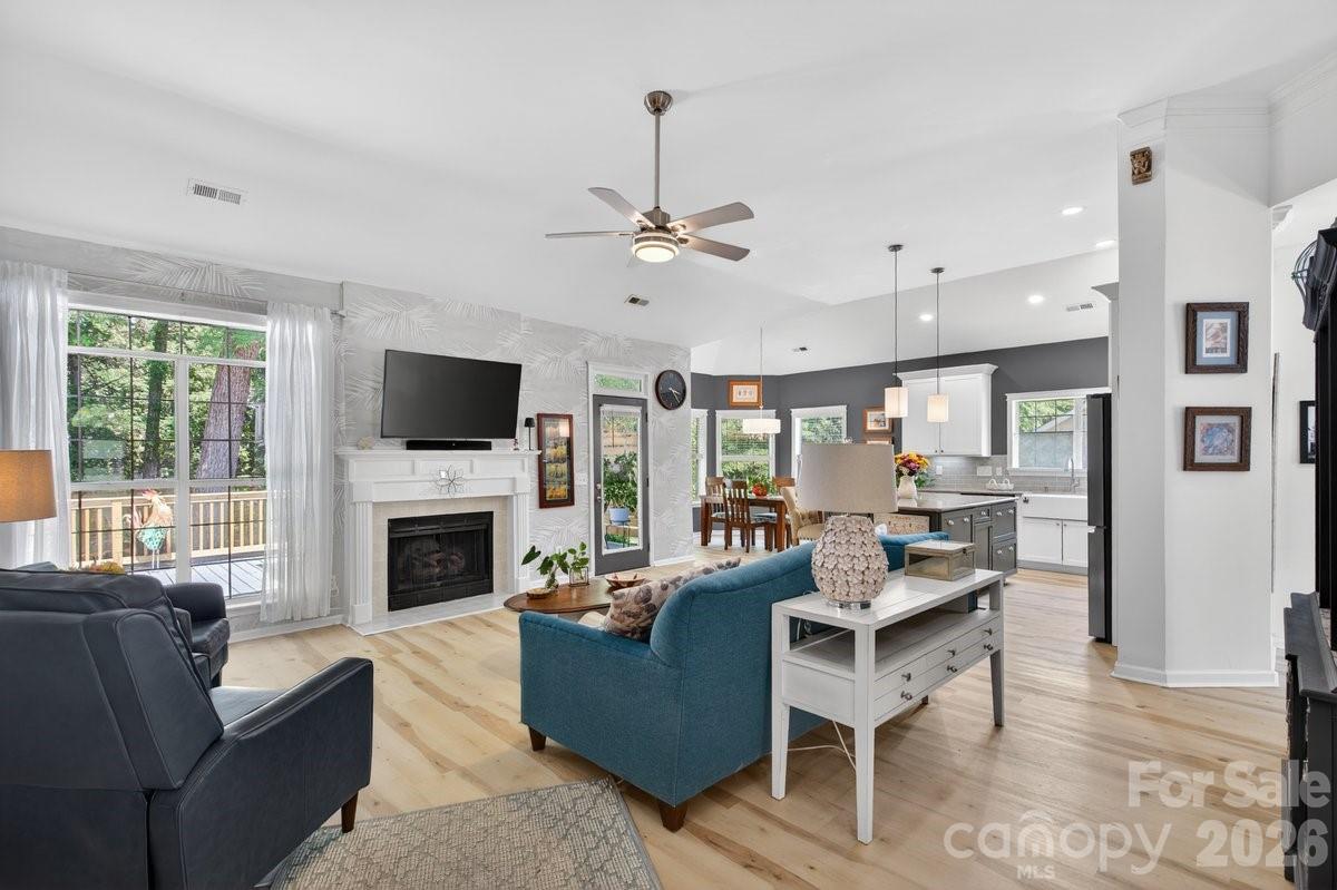 11219 Isthmus Court Charlotte NC 28215
