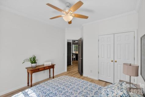 11219 Isthmus Court Charlotte NC 28215