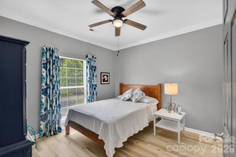 11219 Isthmus Court Charlotte NC 28215