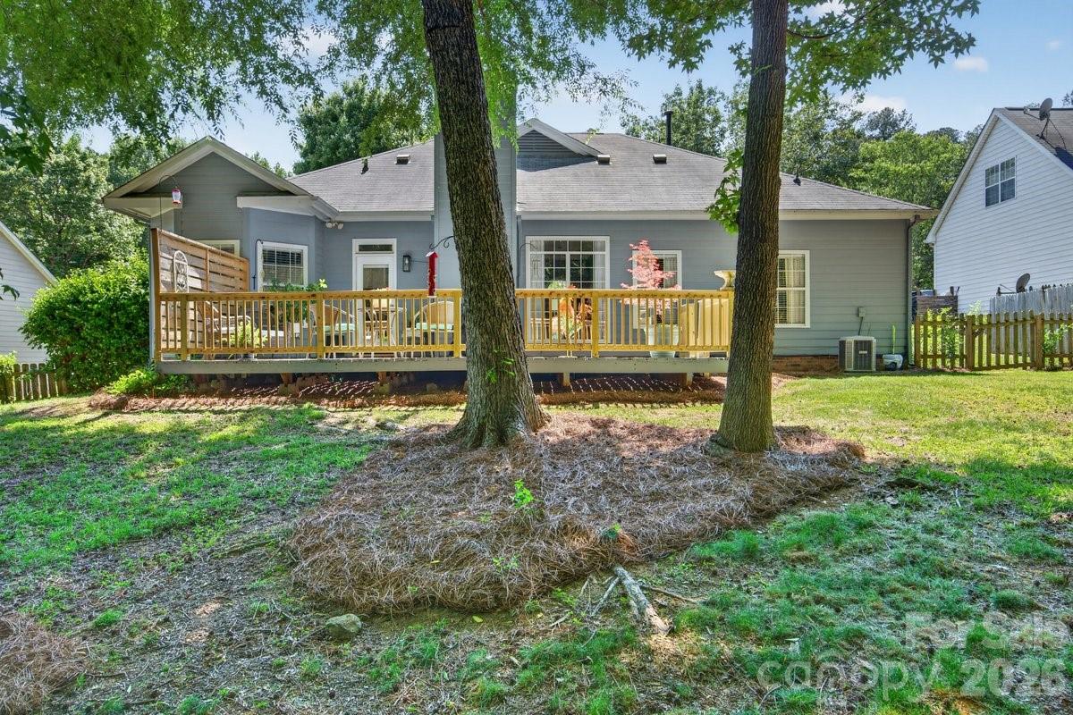 11219 Isthmus Court Charlotte NC 28215