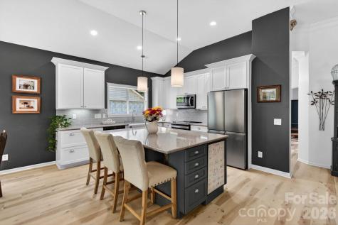 11219 Isthmus Court Charlotte NC 28215