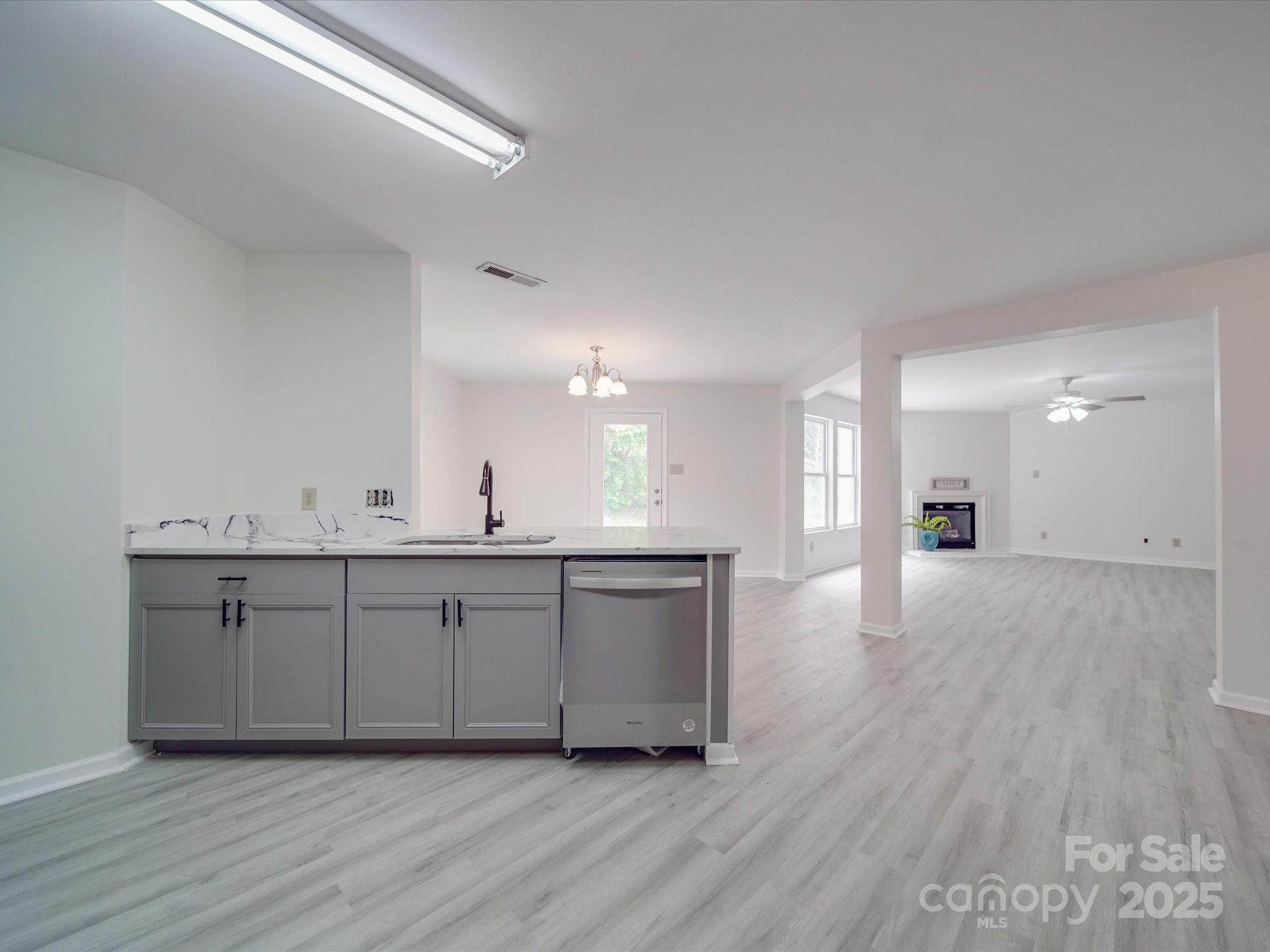 3227 Deshler Morris Lane Charlotte NC 28216