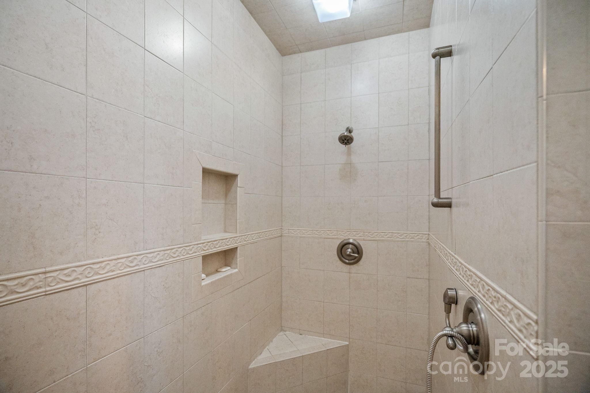 107 Kenway Loop Mooresville NC 28117
