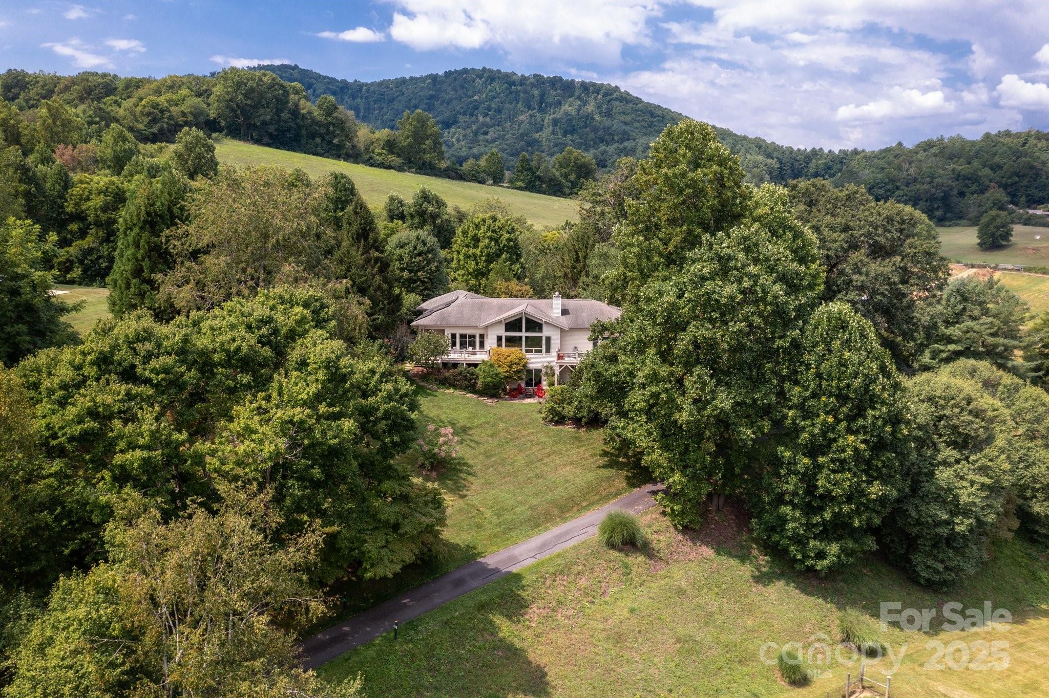 32 Scenic Valley Drive Barnardsville NC 28709