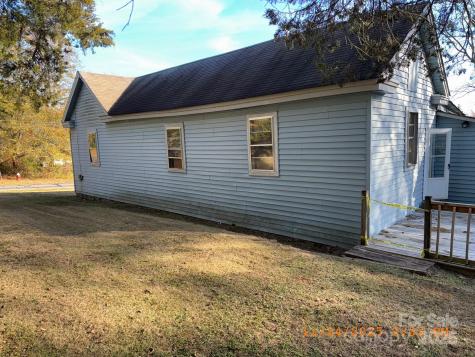 1217 Roberdel Road Rockingham NC 28379