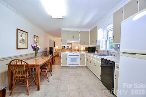 2404 Wedgewood Drive Salisbury NC 28146