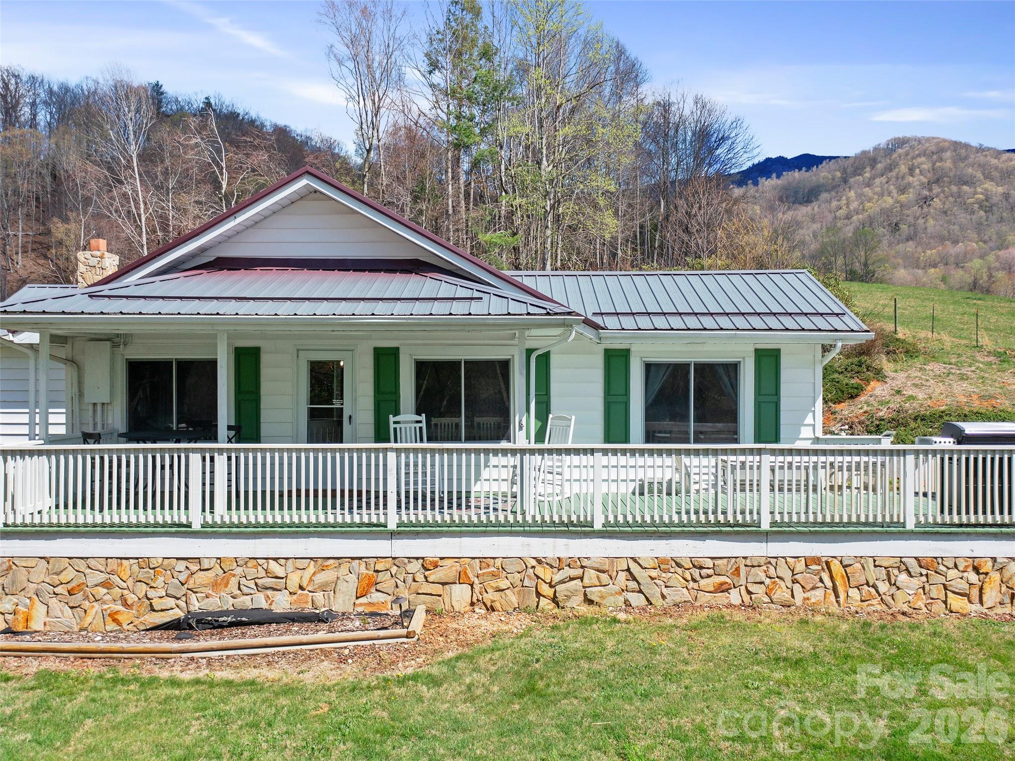 173 Odoms Chapel Road Bakersville NC 28705
