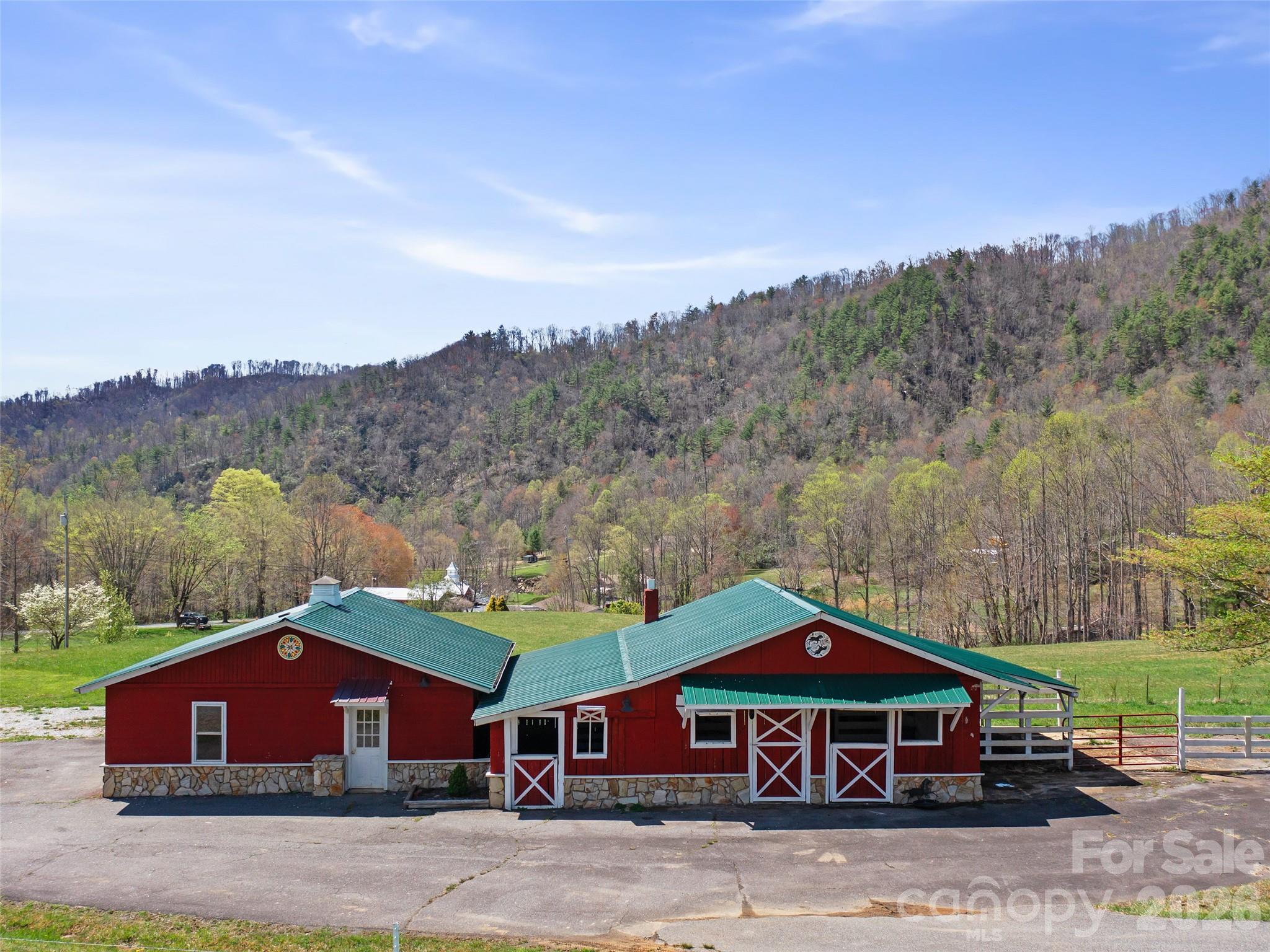 173 Odoms Chapel Road Bakersville NC 28705