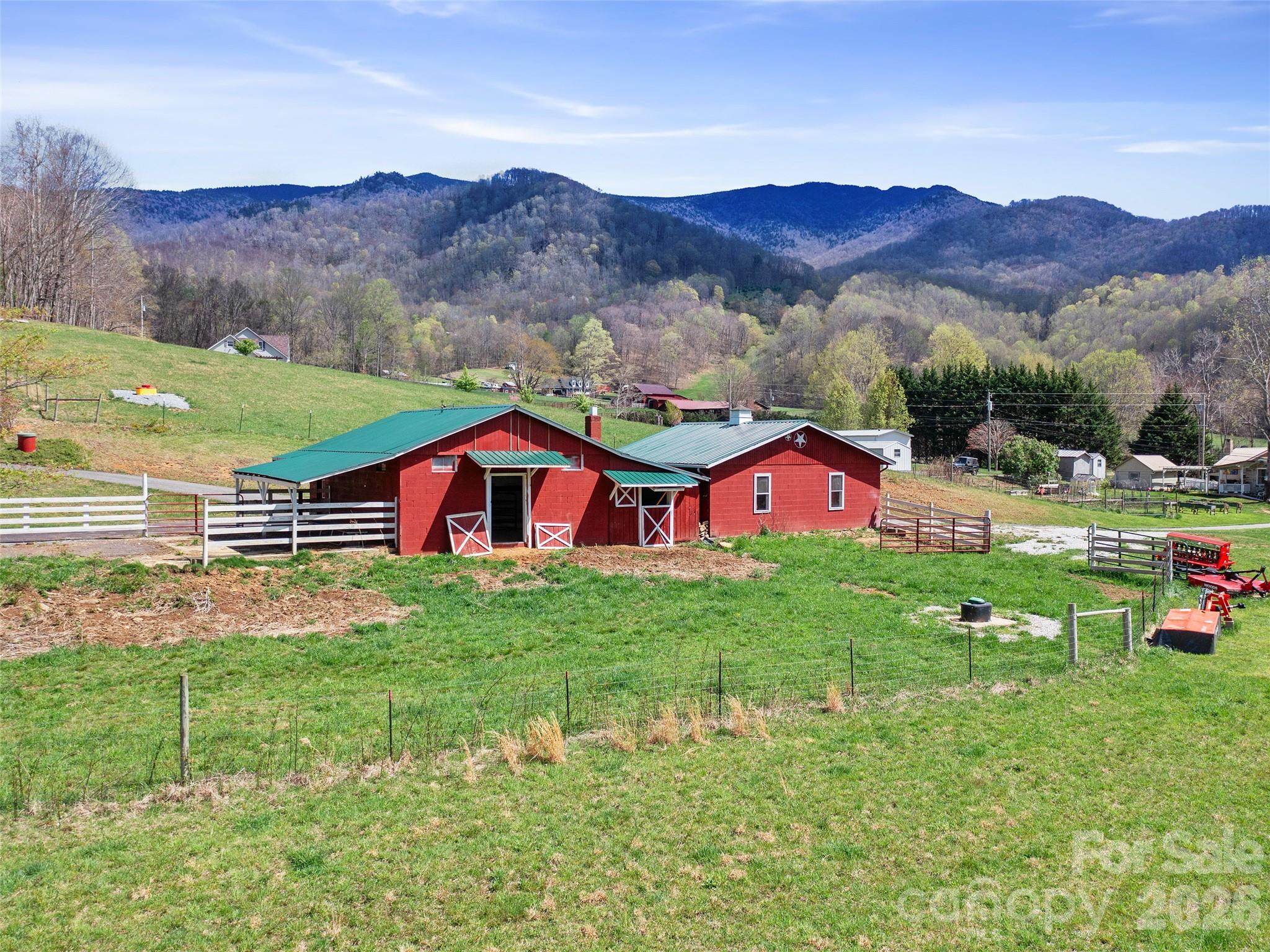 173 Odoms Chapel Road Bakersville NC 28705
