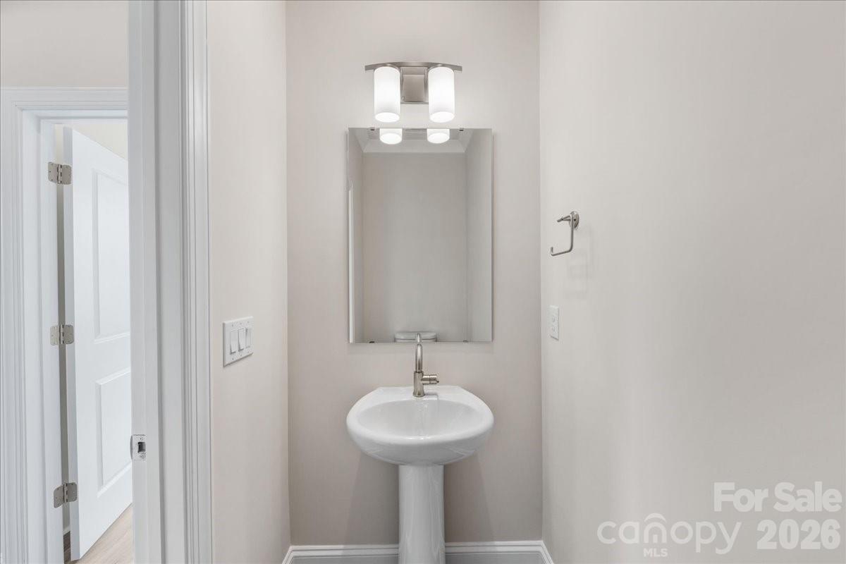 8038 Thimbleweed Circle Charlotte NC 28277