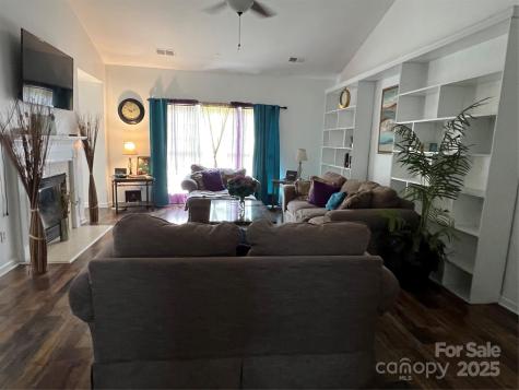 13409 Planters Row Drive Charlotte NC 28278