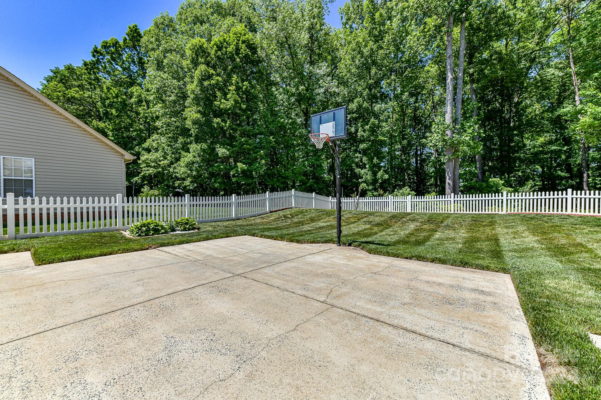 13114 Asheford Woods Lane Charlotte NC 28278