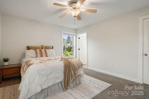 304 Hazel Mill Road Asheville NC 28806