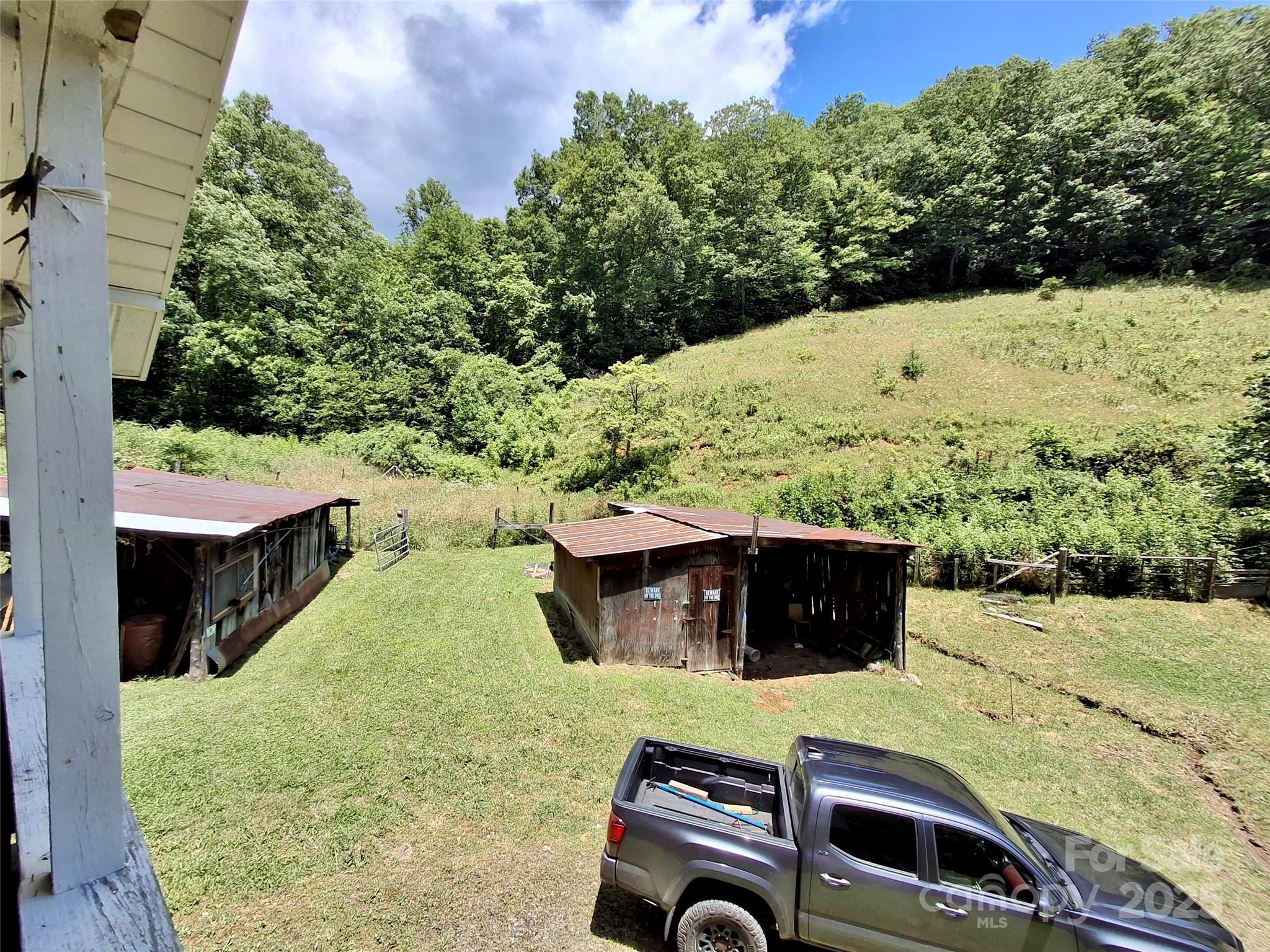 2087 Henry Road Sylva NC 28779