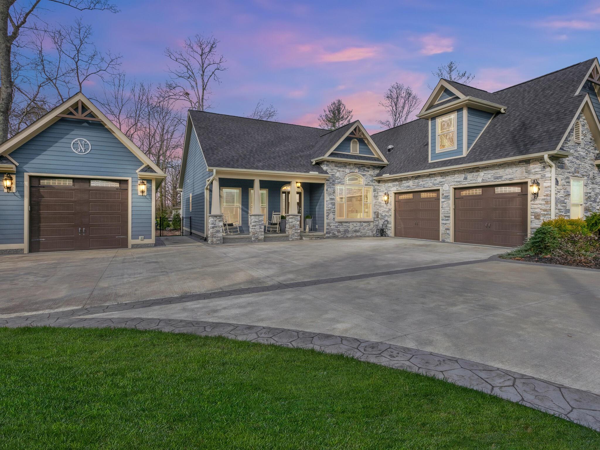 26 Bloomingdale Drive Fletcher NC 28732