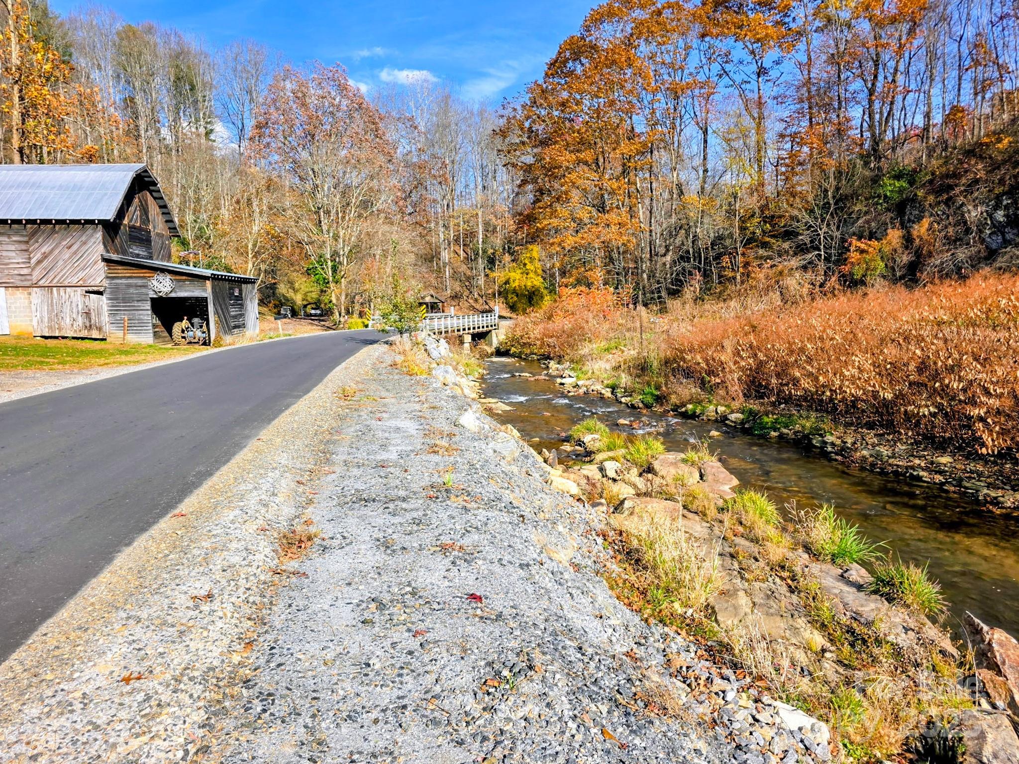 2812 Bald Mountain Road Burnsville NC 28714