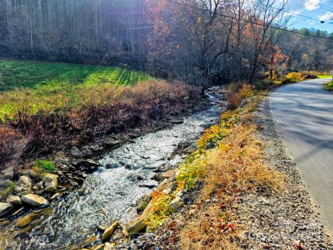 2812 Bald Mountain Road Burnsville NC 28714