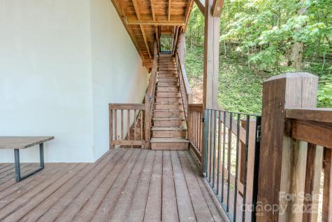 80 Dana Drive Bakersville NC 28777