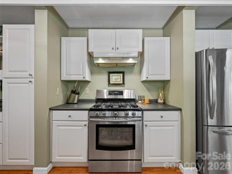 18 Thousand Oaks Boulevard Fairview NC 28730